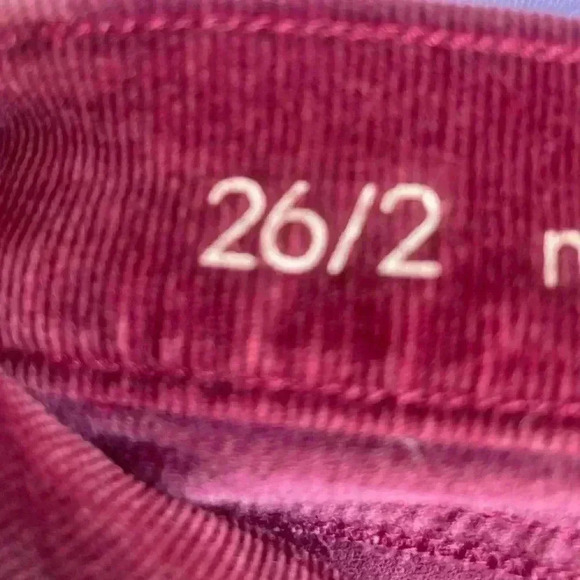 LOFT BURGUNDY CORDUROY MODERN
SKINNY PANTS- SIZE 26/2 (INSEAM 29.5") preloved - Picture 4 of 5